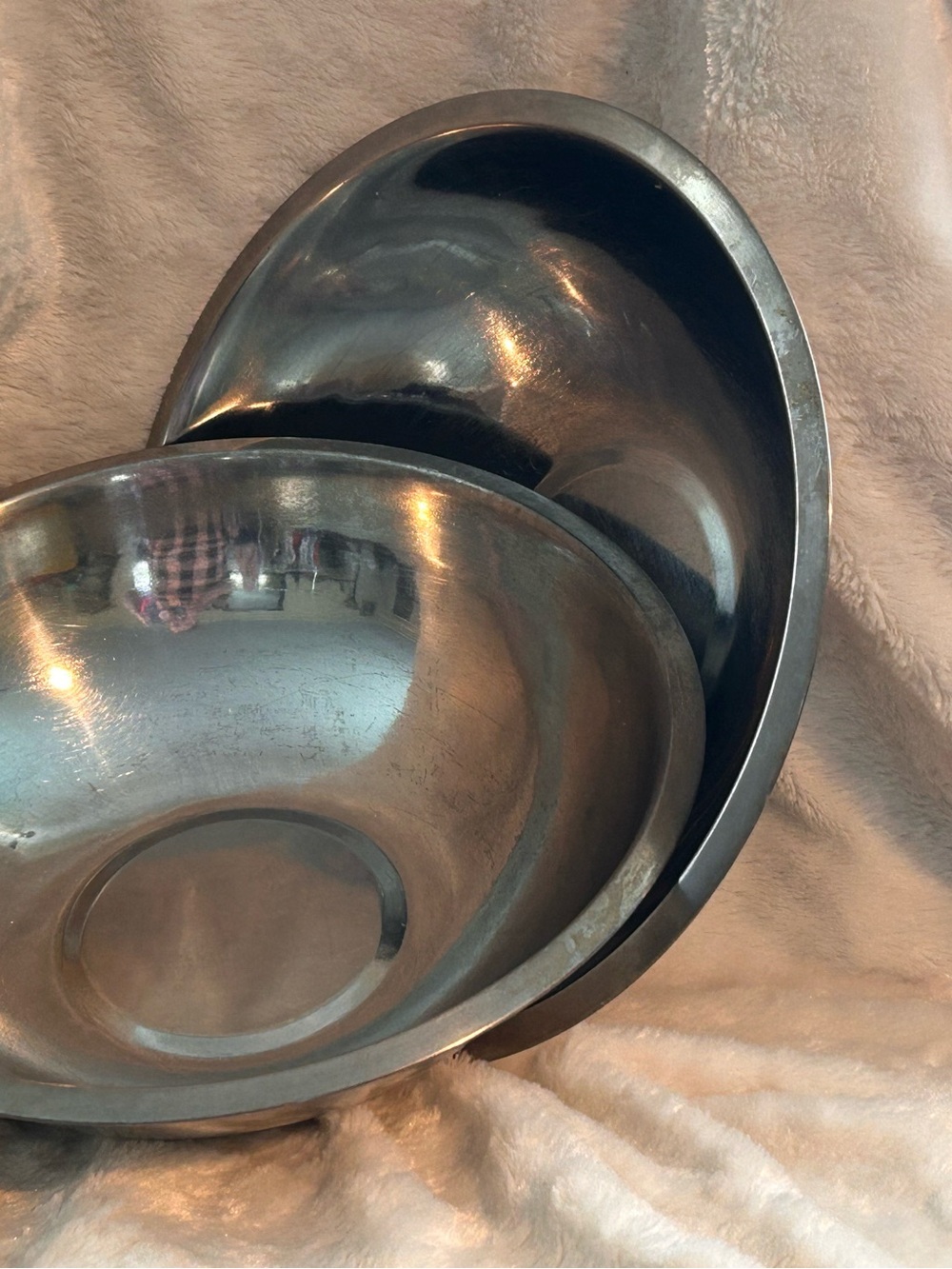 Stainless steel mixing bowls set